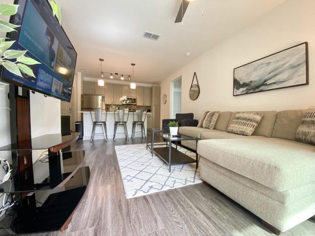 corporate short term rentals Tampa Bay